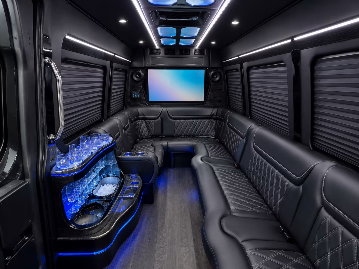 airport transfer buses to jacksonville international airport jax