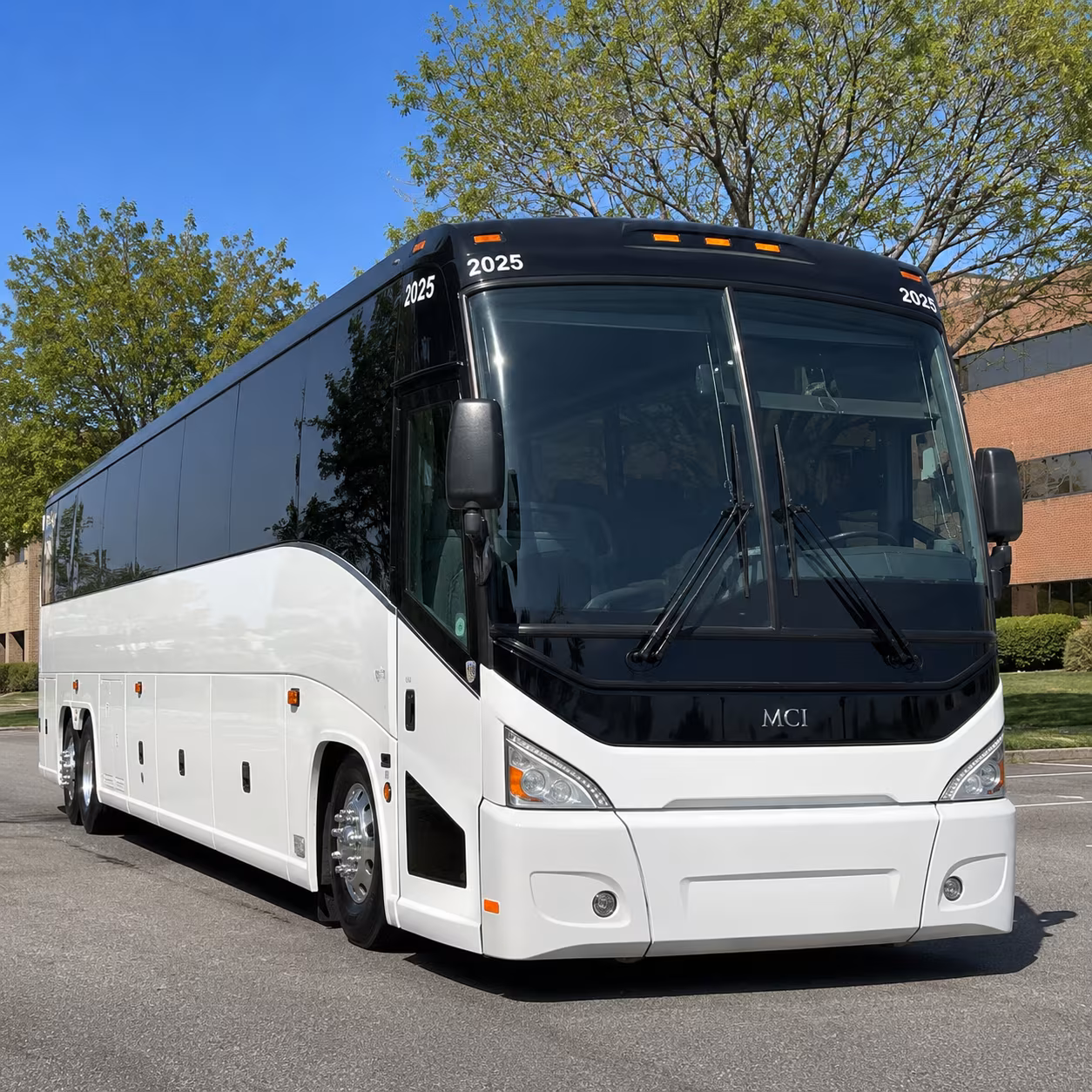 bus rentals for welcome to rockville and festival weekends at daytona international speedway