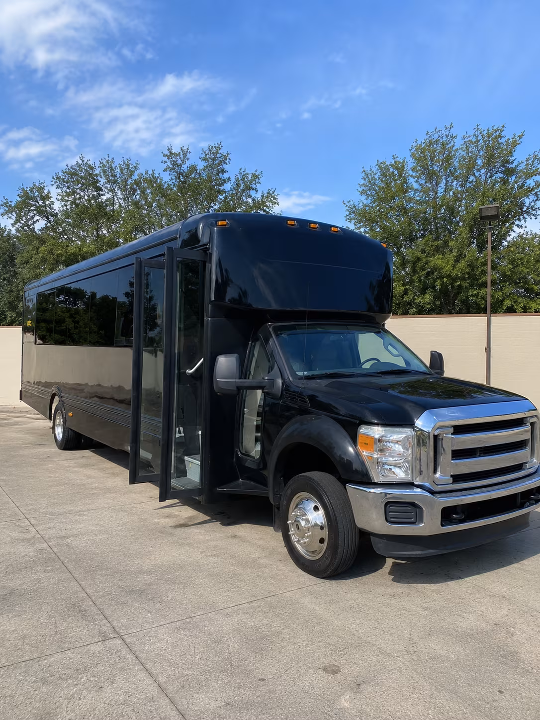 jacksonville 20 passenger party bus